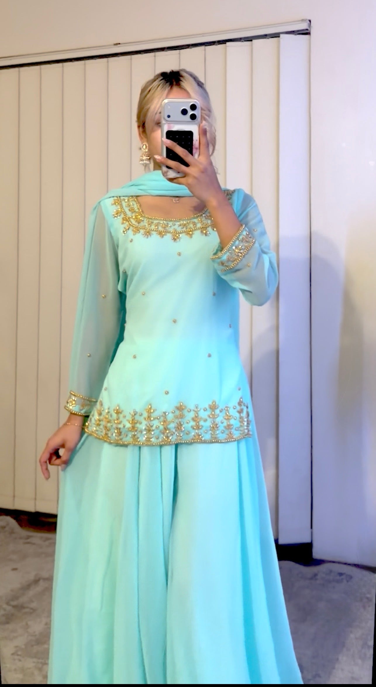 Sea Green Sarara